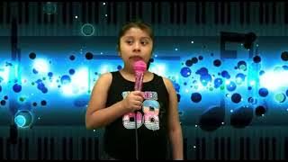 Gabby's first album / Primer album de Gabby 🥰😍