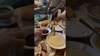 🍳 🥓 Breakfast service at Dan’l Boone Inn