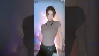 小鹿乱撞.20221027203513