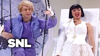 The Art Dealers: New Neighbors  SNL