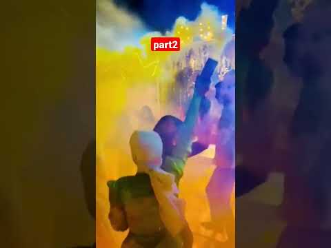 فرحة صحاب العروسه بالدخان بتاعنا  دخان الوان كلر حفلات افراح شماريخ  