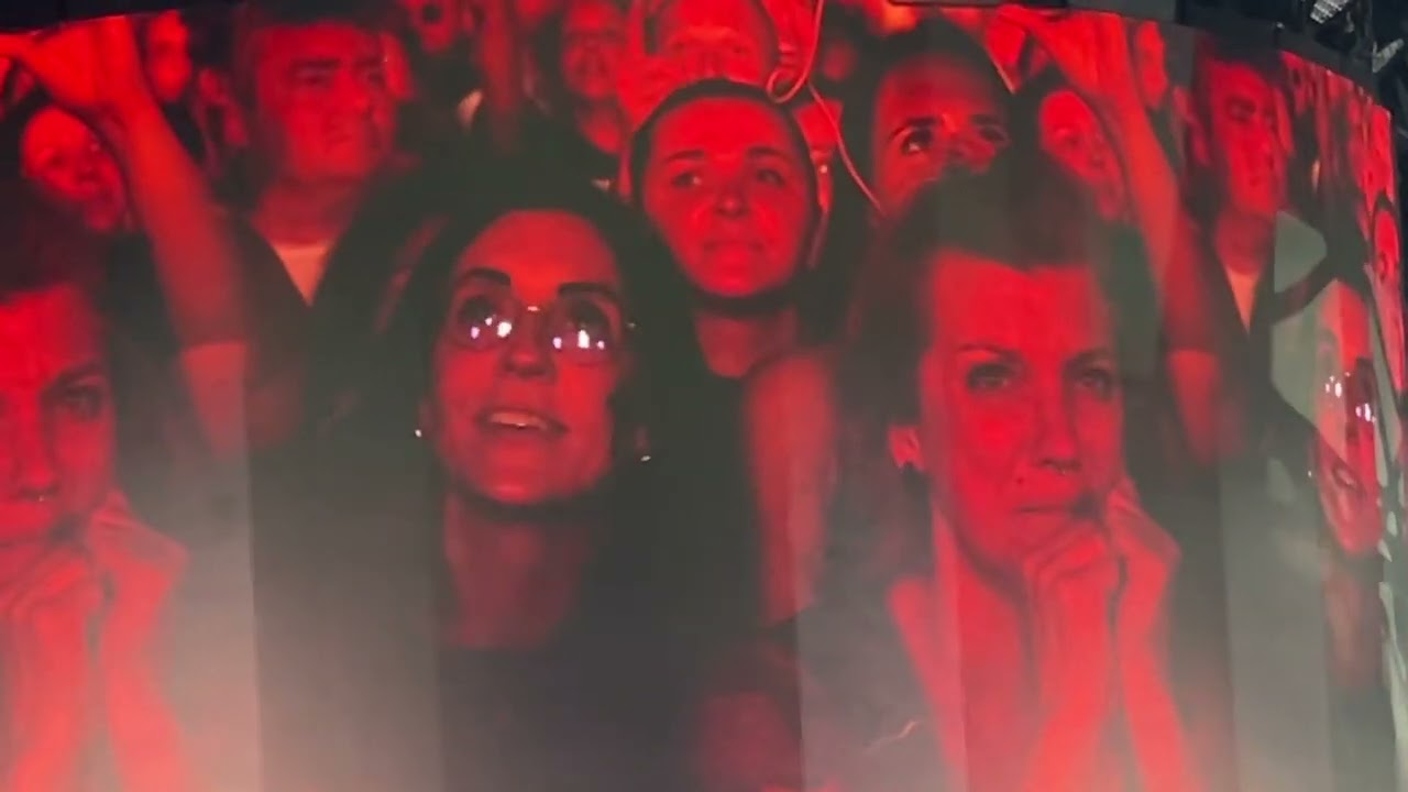 Indochine - La vie est belle / 21.05.22 Paris