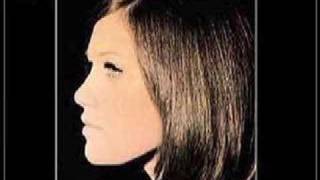 Kiki Dee-Love Makes The World Go Around chords