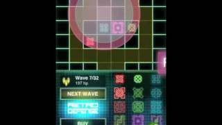 Retro Defense iPhone Game App screenshot 3