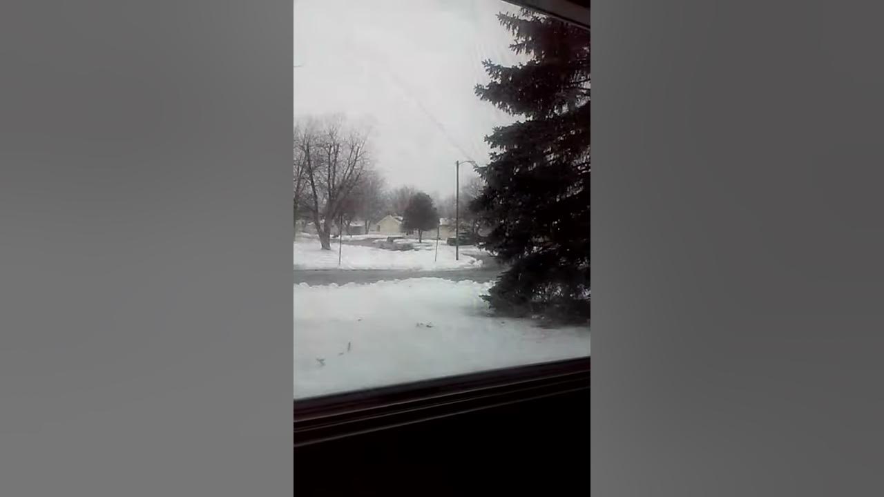 Snowing in beautiful ohio YouTube