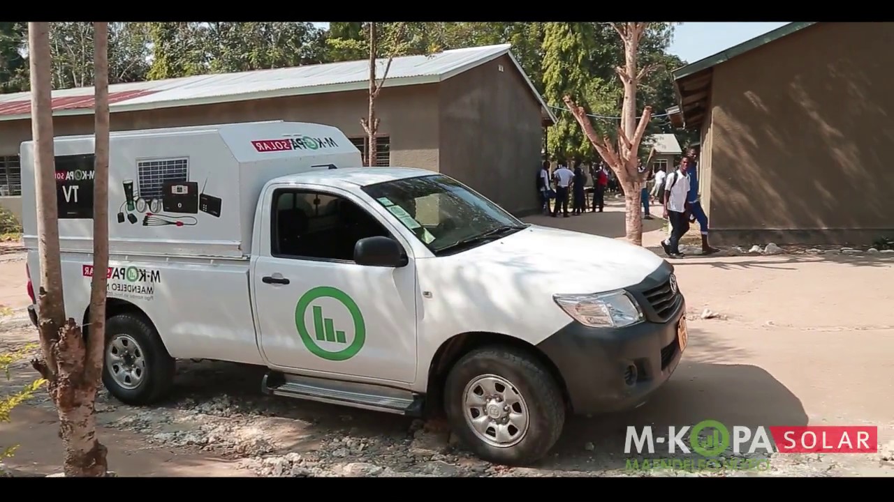 M KOPA  YAIKABIDHI  SHULE YA SEKONDARI MWINYI  ILIYOPO MKOA WA PWANI MSAADA WA VIFAA VYA SOLAR .