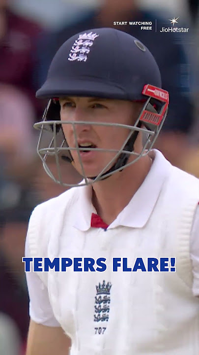 Siraj and Harry Brook share a heated moment out in the middle | #ENGvIND