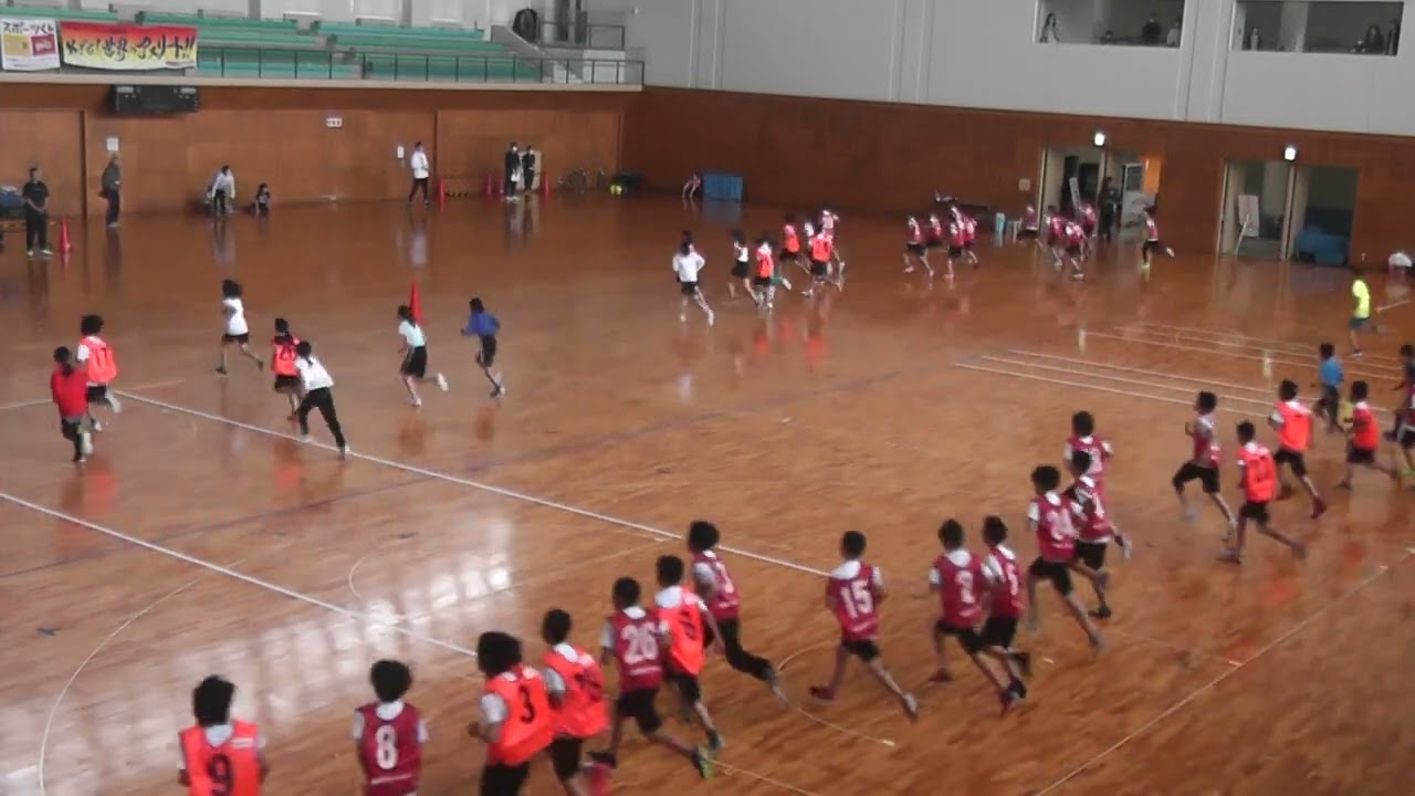 往復走（シャトルラン）小学５、６年生男女