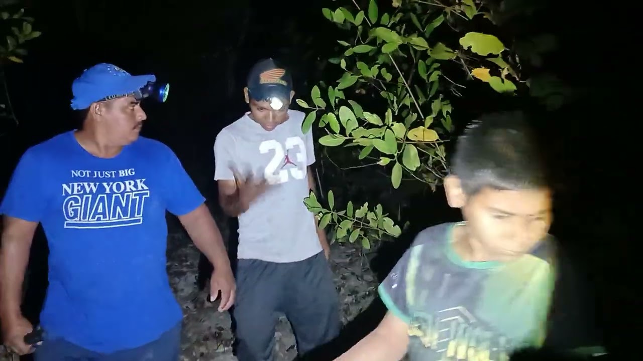 NOS APARECEN UN PAR DE OJOS 😰 EXPLORACION FUNESTA