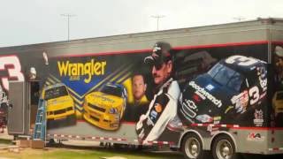 Dale Jr  wins in the Wrangler #3 car =)