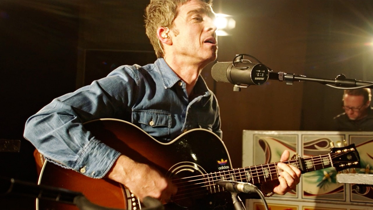 Noel Gallagher Performs "Don't Look Back In Anger" | Once in a Lifetime Sessions