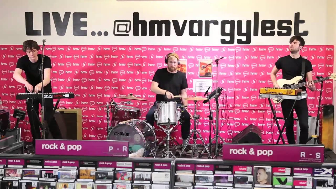 Miaoux Miaoux - 'It's The Quick' (Live @ hmv Glasgow Argyle Street) session ipa