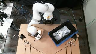 Towards Robust Product Packing with a Minimalistic End-Effector - v5 #9