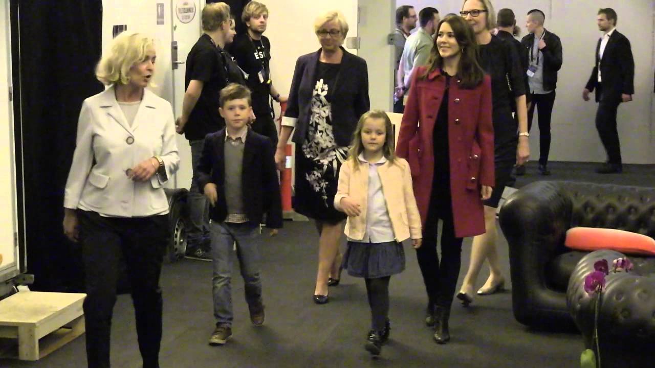 Kronprinsesse Mary, prinsesse Isabella og prins Christian til Eurovision