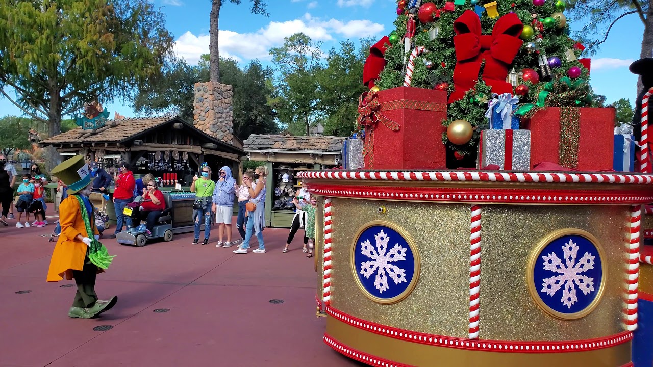 Christmas Parade At Magic Kingdom part 2 YouTube christmas-parade-at-magic-kingdom-part-2-youtube