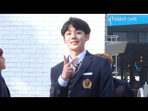 [4K] 200104 에이스 A.C.E 홍대 버스킹 삐딱선 SAVAGE 찬 강유찬 CHAN 직캠