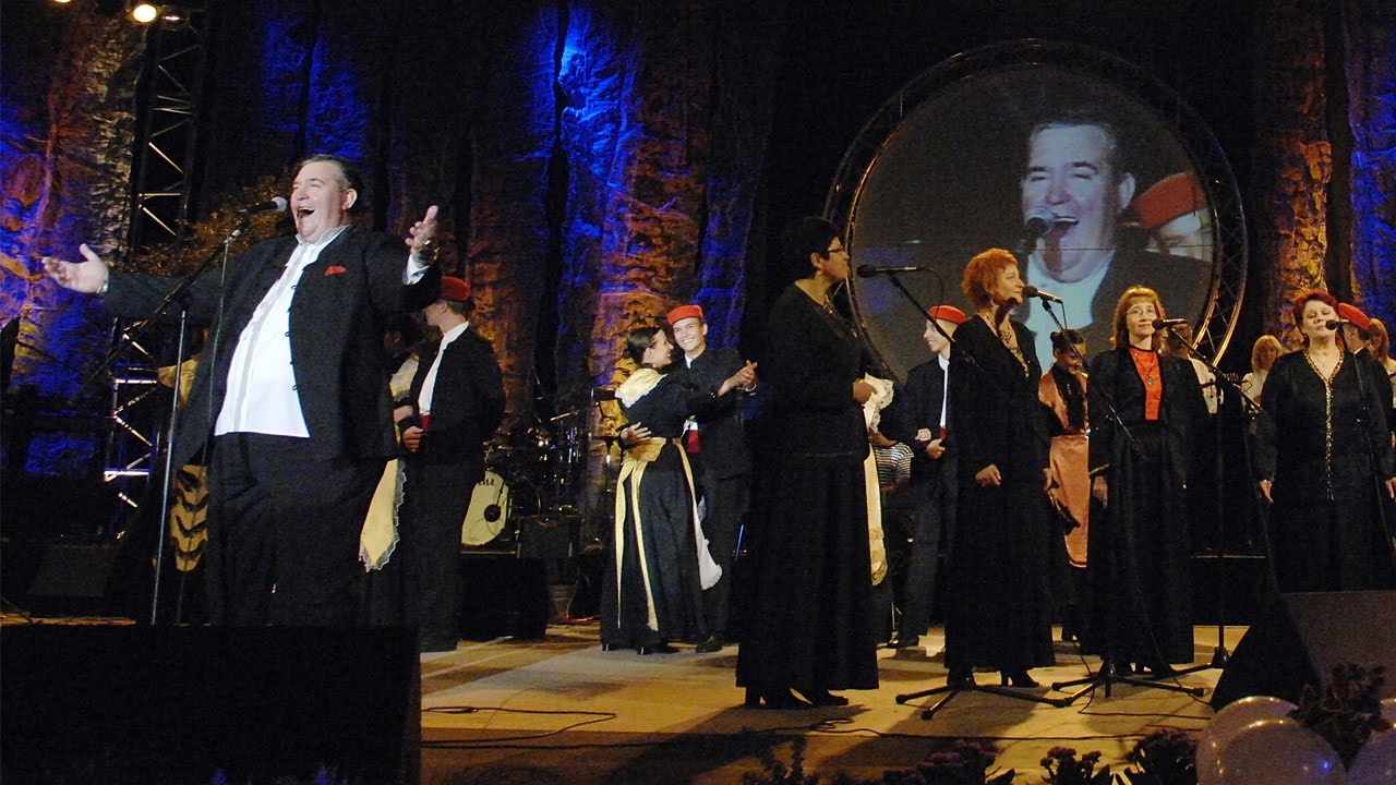 Daleko me biser mora - Vinko Coce i klapa Filip Dević  I  Poljud 2007