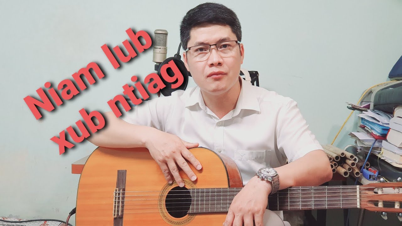 Niam lub xub ntiag: Kx. Txawj Pes Vaj: Cover: Xh. Xeev Tuam Yaj