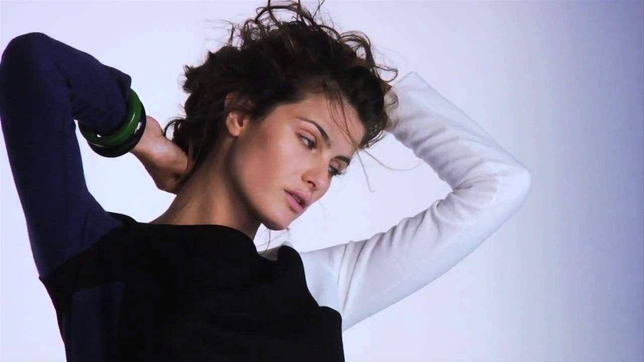 Isabeli Fontana for MANGO FW2011   Simplicity
