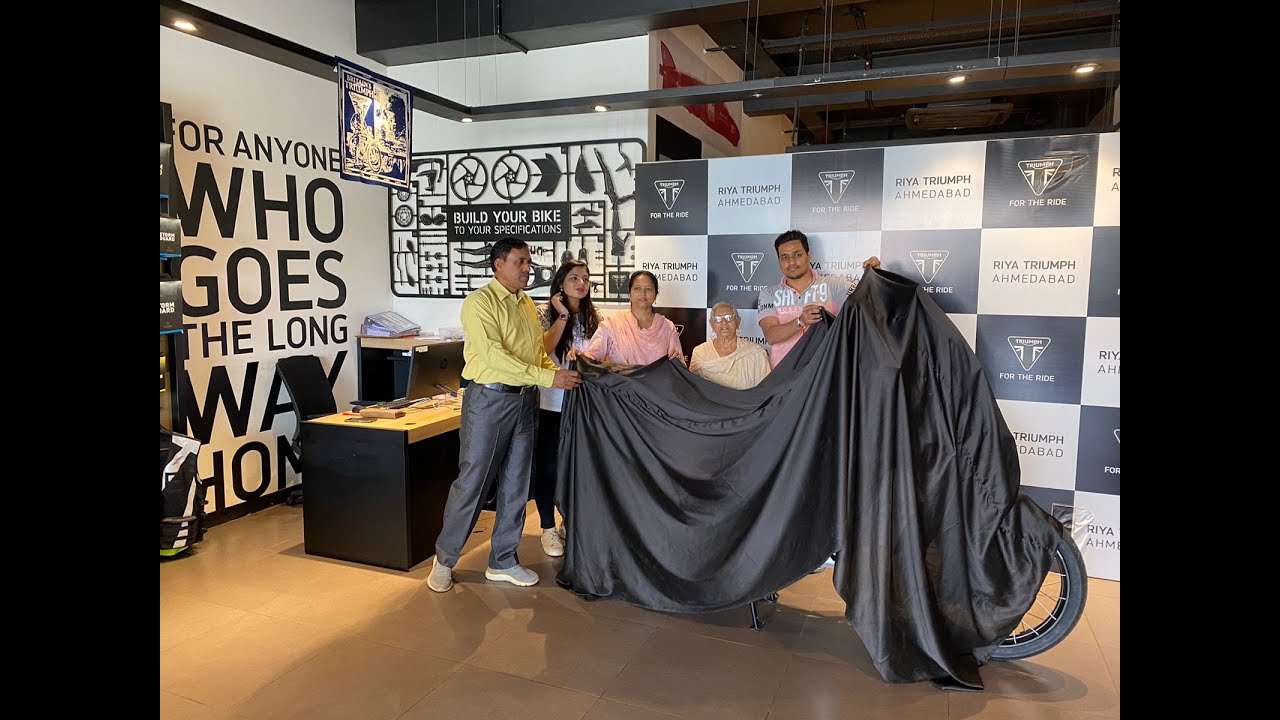 Tiger 🐅 is Home | Taking Delivery of Vadodara's First Triumph Tiger 900 Rally Pro 🏍 | Super ADV