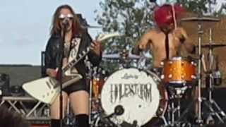 Halestorm-Love Bites (Live At Moondance Jam 22 2013)