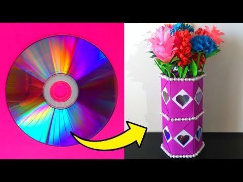 How to make a paper vase and recyclable material. Easy to do crafts