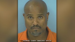 Famous 'Walking Dead' actor charged with DUI Wealth