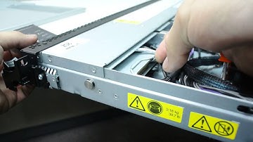 IBM System x3550 M4 removing the operator information panel