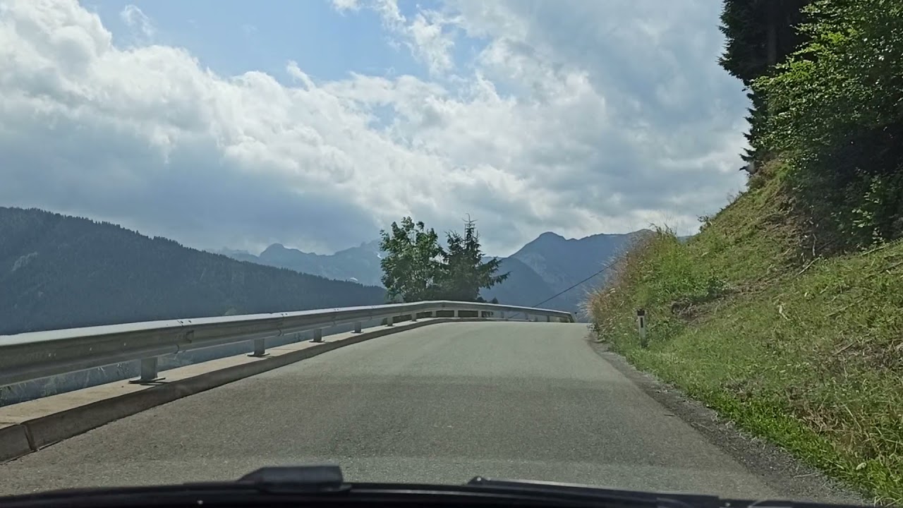 1. Strassen Richtung Tessenberg am Jacobsweg, Festtag St. Jacob 25.7.2021