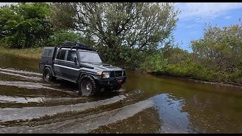 Crossing the Waste Land: Finishing what we started - RC Footage - RGT EX86160 Land Commander LC79 RC