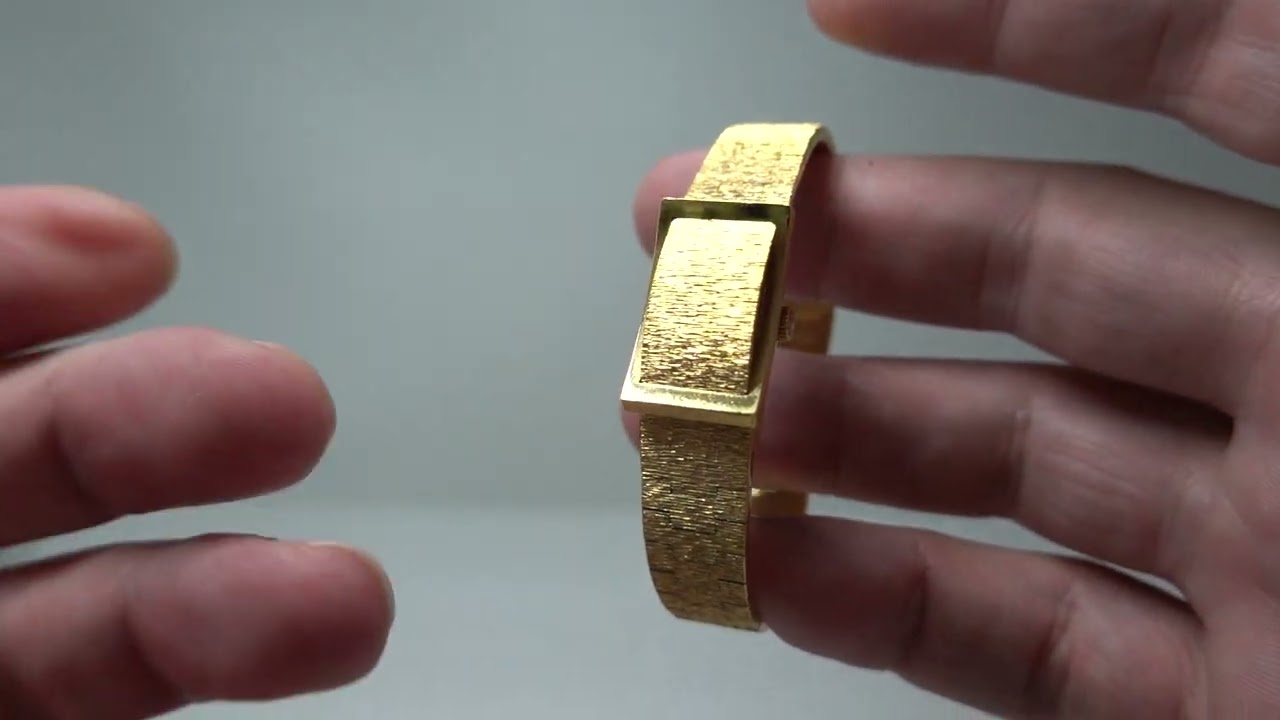 c1973 Ladies Longines vintage manual wind watch with covered dial