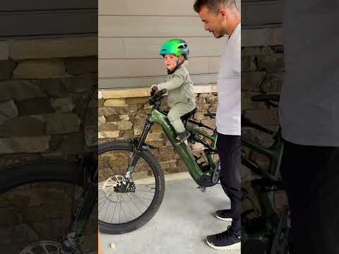 How I ride mountain bikes with my 2-year-old.