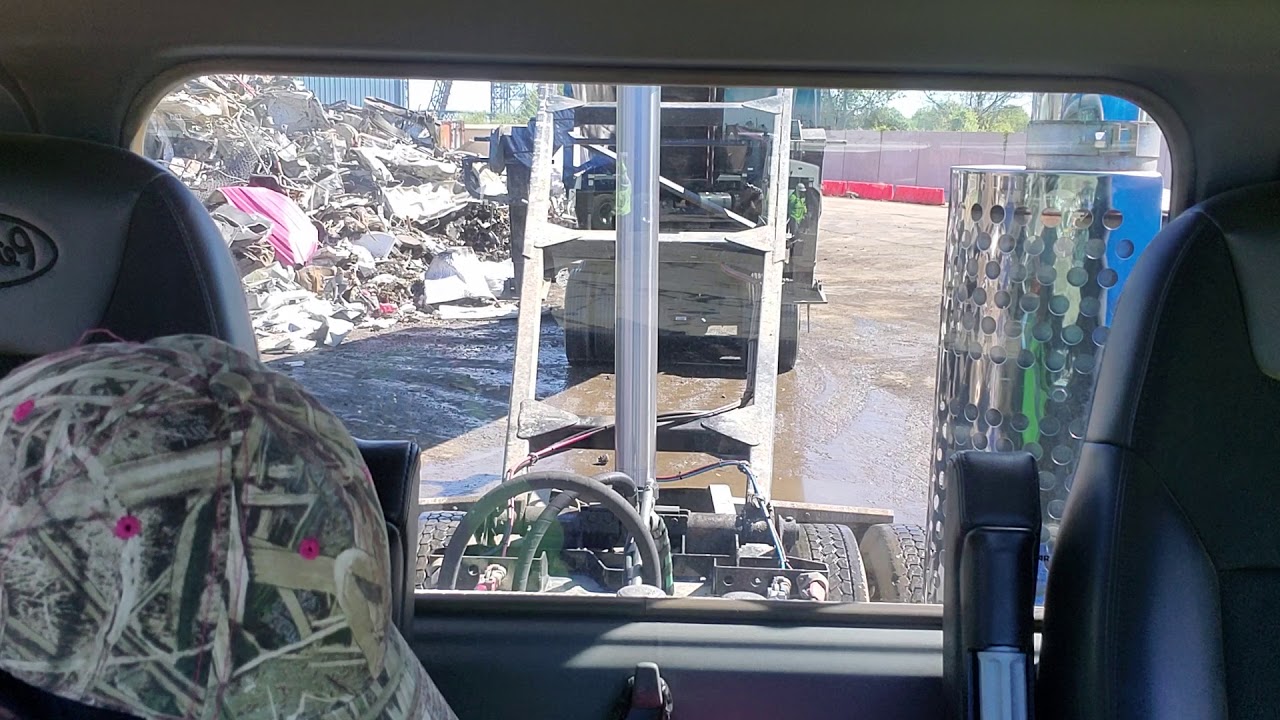 Dumping Scrap Metal Monstar Clement 45Ft Frameless Dump Trailer