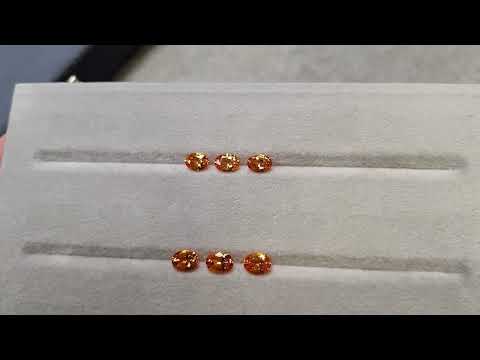 Set of three oval cut spessartines 4.68 carats Video  № 2