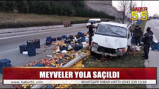 SAMSUN'DA MEYVE YÜKLÜ KAMYONET KAZA YAPTI, MEYVELER YOLA SAÇILDI