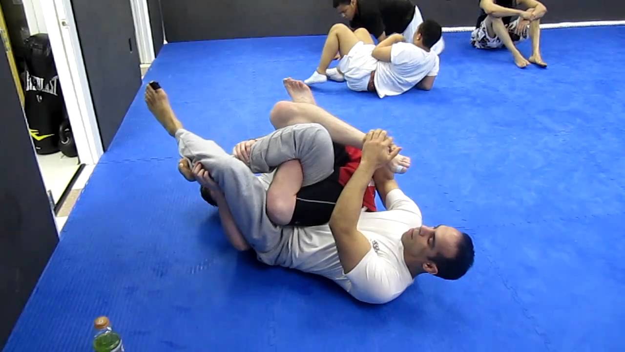 jiu jitsu banana split calf crank defense YouTube