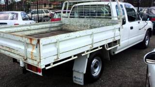 2001 Toyota Hilux RZN154R MY02 Xtra Cab White 5 Speed Manual Utility 2001 Toyota Hilux RZN154R MY02 Xtra Cab White 5 Speed Manual Utility