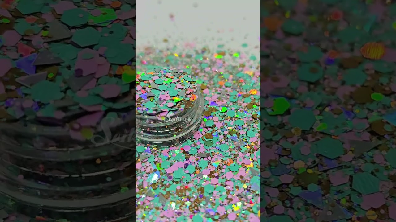 Holiday Chunky Glitter - Multicolor Glitter Holiday Chunky Glitter - Multicolor Glitter