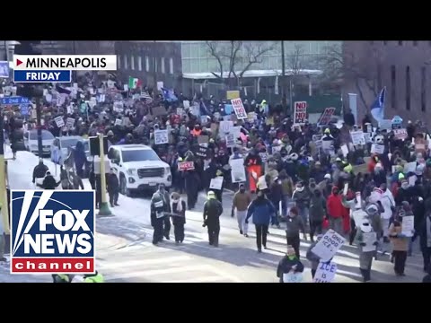 More Than 100 Anti ICE Protesters ARRESTED At St Paul Airport 