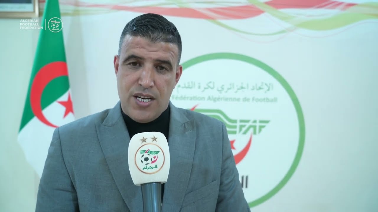 اجتماع رئيس الاتحاد الجزائري لكرة القدم، السيد وليد صادي، مع حكام النخبة، اليوم بمقر الفاف