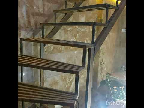 پله اهنی برای کسانی که فضای کافی ندارند 