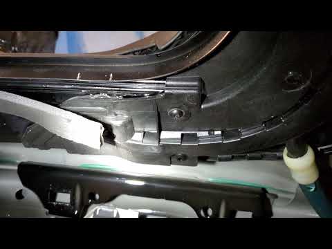 2009 Audi A4 Avant Panoramic Roof Water Leak - YouTube