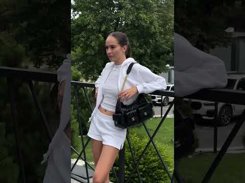 Сумка жіноча 25C Lambskin Shoulder Bag Black Gold, видео 1