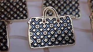 LV SPEEDY BAG PIN LV SPEEDY BAG PIN
