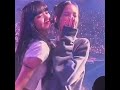 LISA KISSING JENNIE 💋