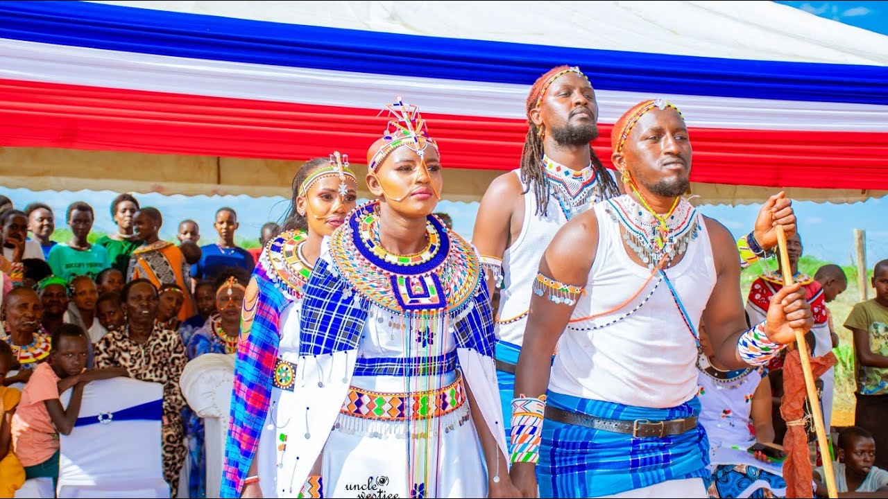 SENI WEDS LMALENI ; PERFORMANCE BY RICH CHOMPY AND SIMON AT BENDERA, BARAGOI