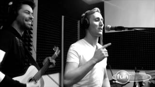 Adam Ďurica feat. Sajfa III - Láska-Veda (live@Funradio)