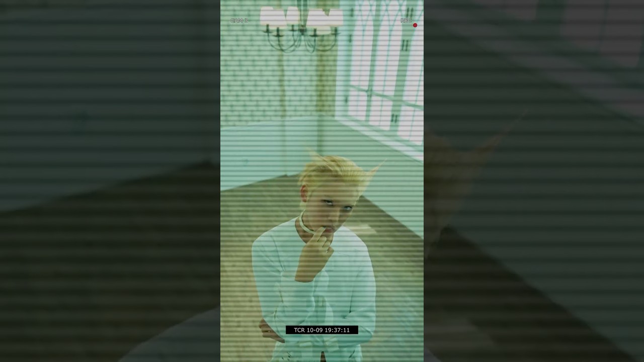 XLOV 1st MINI ALBUM [UXLXVE]  Biii:-P CCTV - 