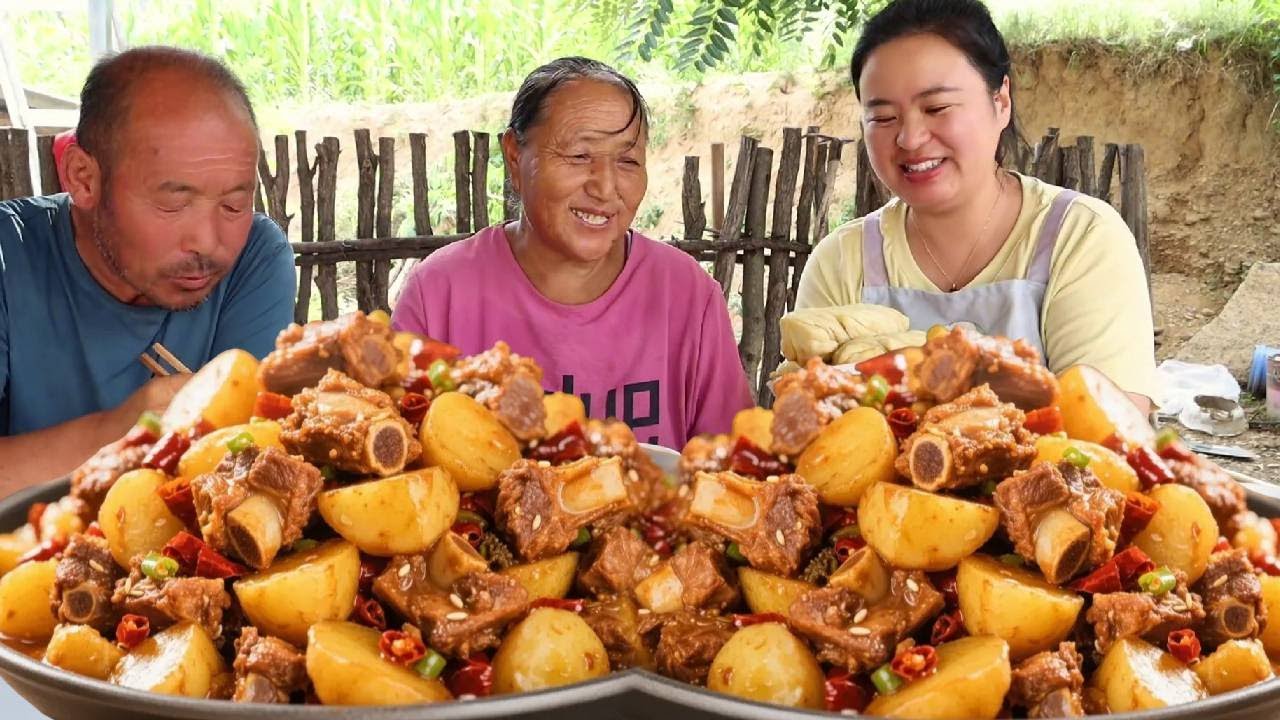 亮亮馋排骨了，丹丹做一锅红烧排骨，肉质酥烂入味，一口脱骨婆婆吃美了！【胖手手丹丹】