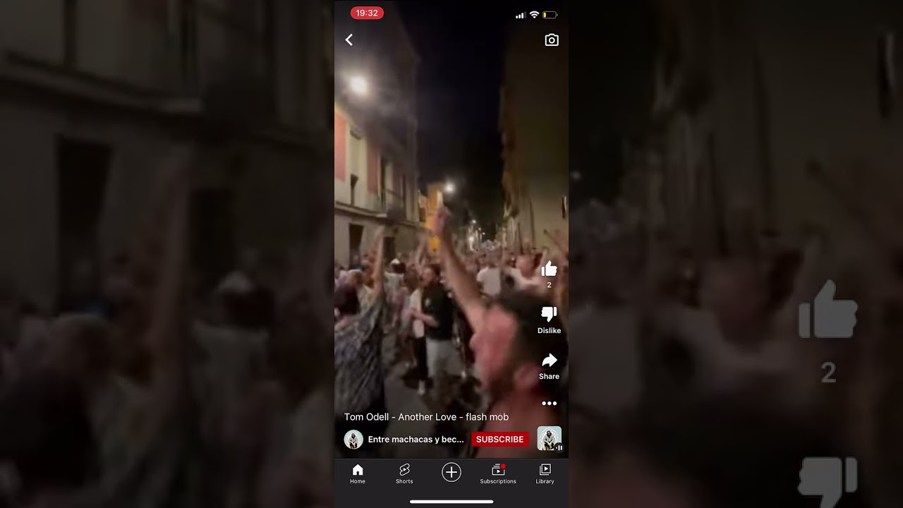 Crowd sing “another love”